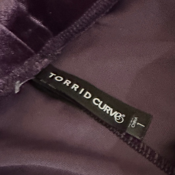 Torrid Deep Purple Velvet Pajama Set - Picture 3 of 6
